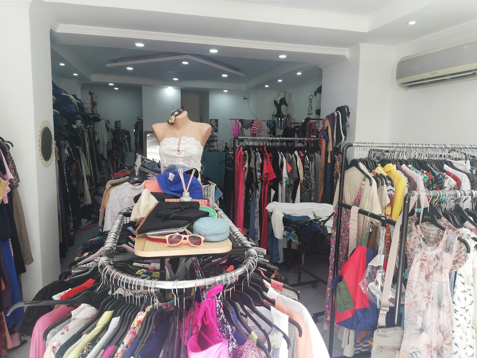 Second Hand Clothes "SEHA"