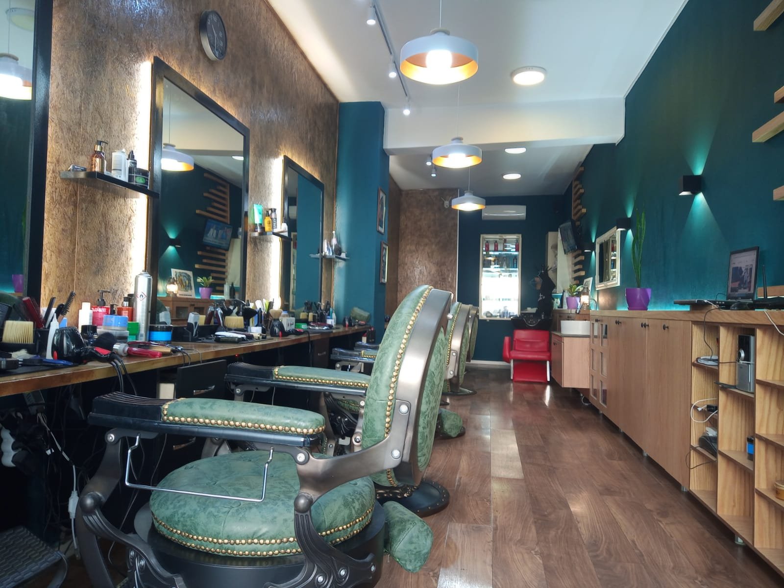 Barber shop Marjo