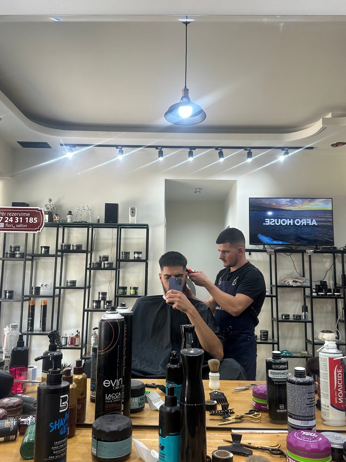 Barber Shop “Flori Sallon”