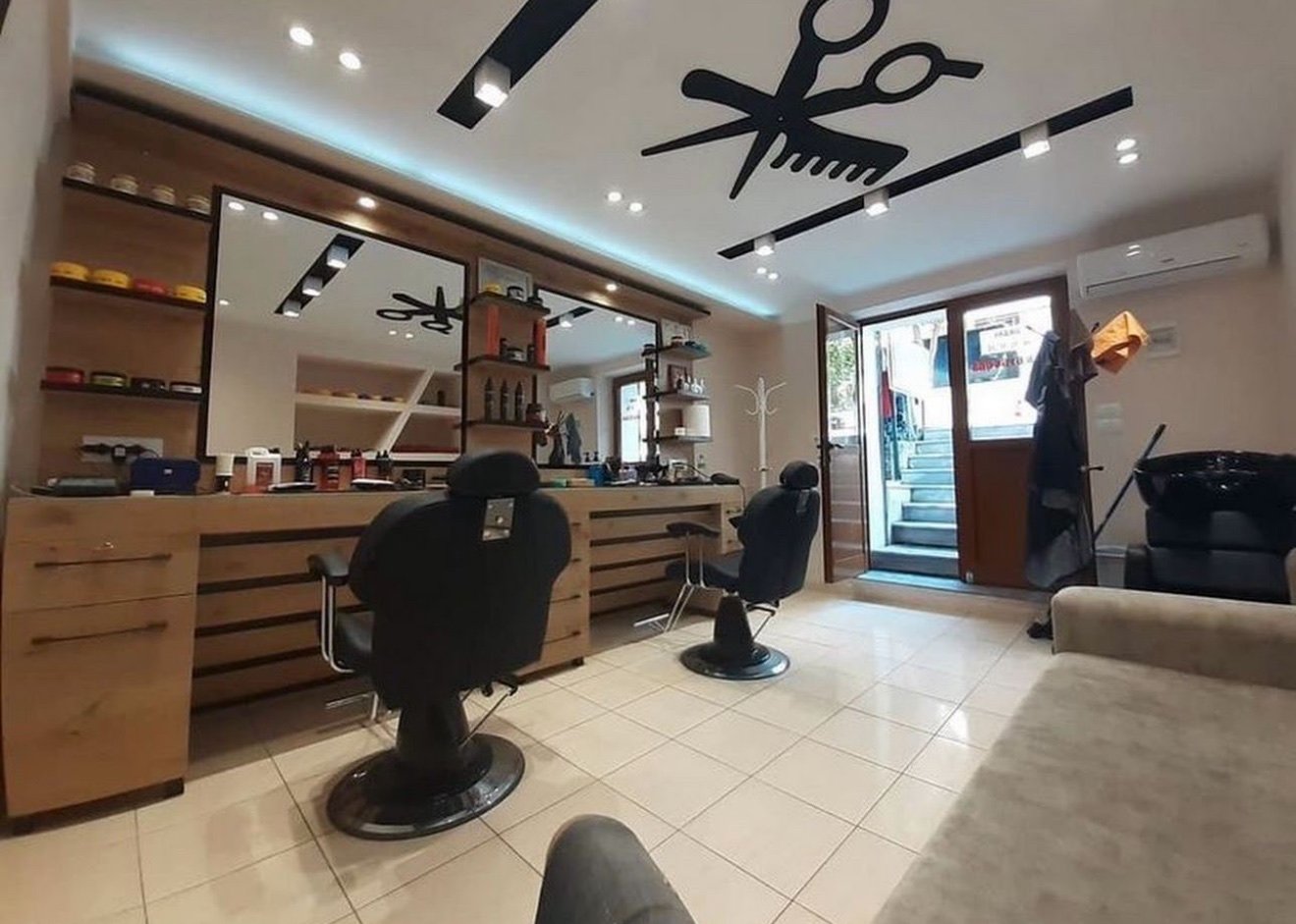 Barbershop Gentleman