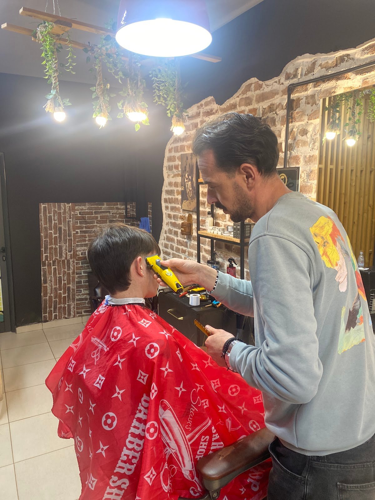 Simoni Barber Shop