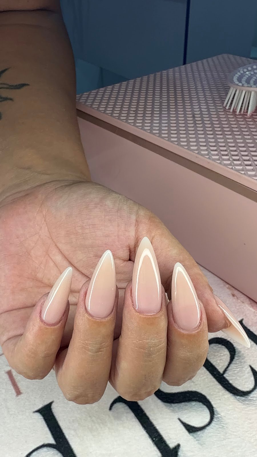 Last Point Nails