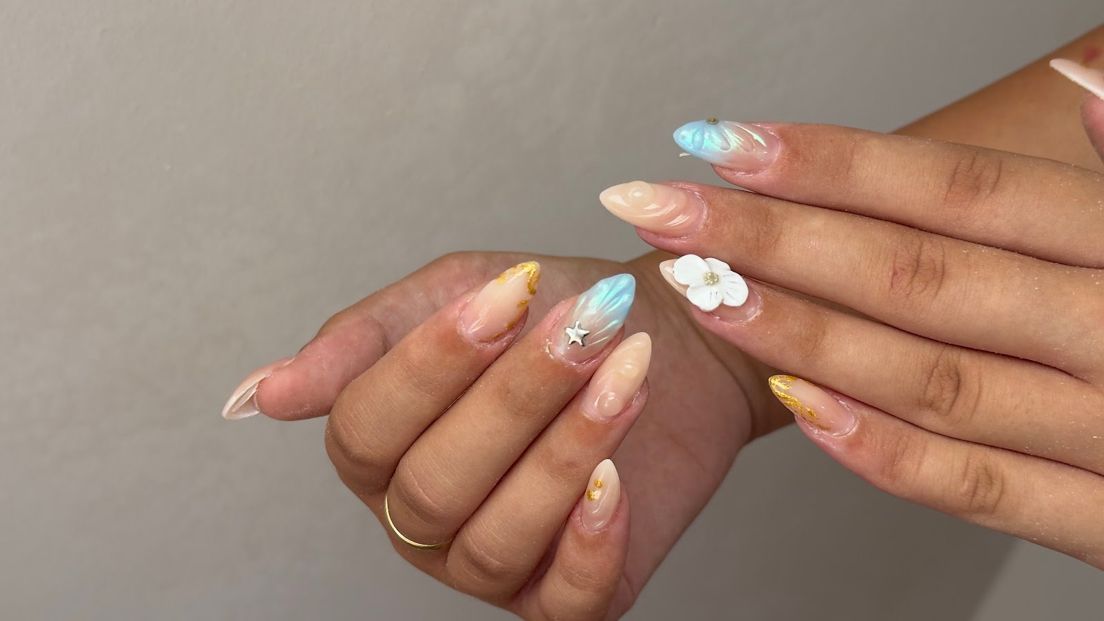 Naila nails