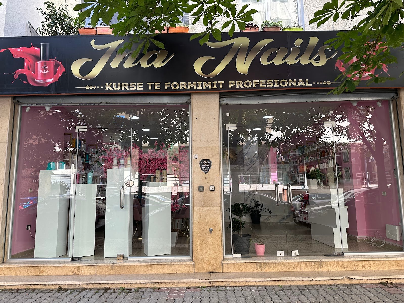 Ina Nails Durrës